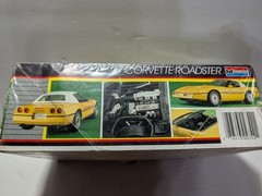 Monogram 1/24 Scale 1987 Corvette Convertible Indy Pace Car Model Kit