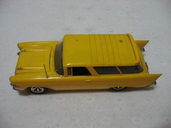 Monogram Yellow 1957 Chevy Nomad 1/24 Scale Built Model Kit #2235