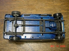 AMT 1977 Ford Econoline Van 1/25 Built Model UPRM