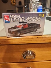 NEW SEALED Vintage 1/25 AMT Chevrolet C1500 454 SS Model Kit #6032