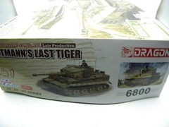 Dragon Pz.Kpfw.VI Ausf.E Sd.Kfz.181 Wittmann’s Last Tiger Late Production 2 in 1
