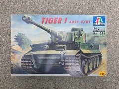 VINTAGE Italeri 286 1/35 Tiger I Ausf E Tank