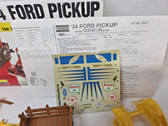 Lindberg ’34 Ford Pickup Pro Street 3 Way Build 1:25 Model Truck Kit #72157