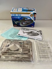POLAR LIGHTS STAR TREK USS DISCOVERY NCC-1031 Snap-it Model Kit #961 1:2500 NEW!