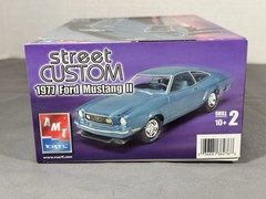 AMT 1/25 Scale Model Kit 1977 Ford Mustang II Fastback Sealed Bags Unbuilt c2005