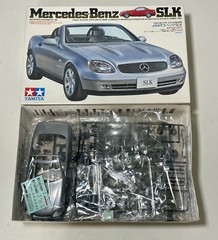 TAMIYA 24189 1/24 Scale Kit Mercedes-Benz SLK