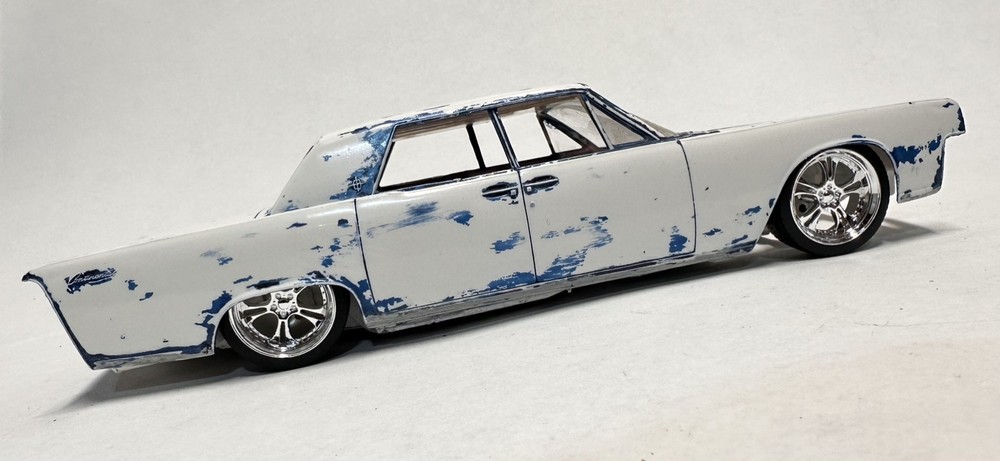 Vintage AMT 1/25 1964 Lincoln Continental Sedan for Rebuild