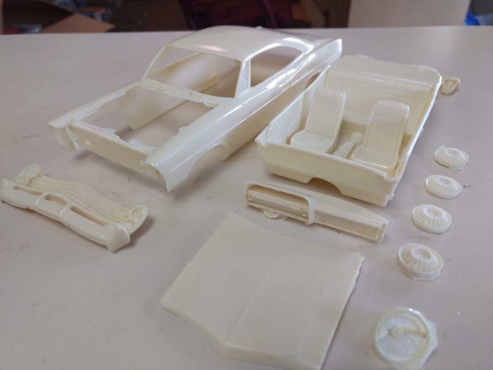 Vics Resins 67 Ford 1/25 resin body