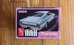 AMT 1:43 scale PLASTIC KIT 1969 FORD TORINO #M782-100 (built)