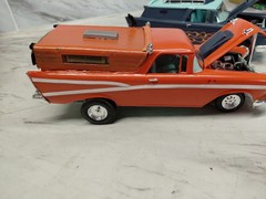 Model Junkyard/parts Plastic ,Nice Custom Car Lot Of 2 Chevy 57 Nomad Cars