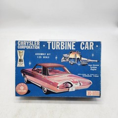 UH JO-HAN 1:25 Chrysler Corporation Turbine Car 1/25 Model Kit Open Box *READ*