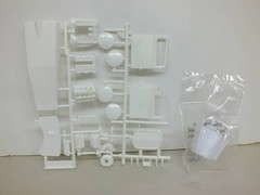 1/25 Revell Orange Crate 32 Ford Sedan Unassembled Revell 32 FORD SEDAN ORANGE C