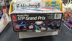 CIB 1990 RICHARD PETTY STP PONTIAC GRAND PRIX #43 1/25 AMT MODEL KIT #6728