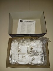 1995 MONOGRAM Lamborghini Countach OPEN BOX 1:24 Model Car Kit 2769