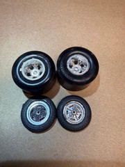 Halibrand Spindle Mount Drag Racing WHEELS Goodyear Slicks Skinny Tires 1/25 SC