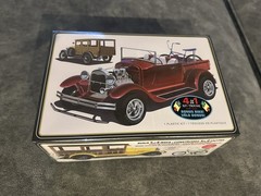 AMT 1929 Ford Woody Pickup 4-in-1 Model Car Kit #1269