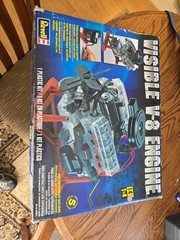 Revell Visible V-8 Engine 1 4 Scale 85-8883 NIB SEALED Quarter Scale 1/4(c)