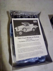 A1B Vintage Minicraft 1931 Ford Model A Pick Up Model Kit 1/16. #11204. NIOB