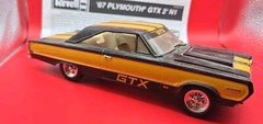 Revell 1967 Plymouth Belvedere GTX Hemi 1/25 Model Kit Street Machine Built