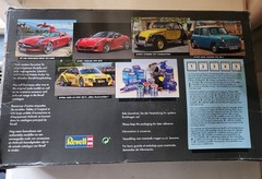 Revell 1/25 Hummer H2 Model Kit 07186