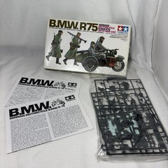 Tamiya BMW R75 German Motorcycle Sidecar 1/35 Model Kit WWII 35016