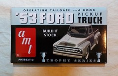 AMT Trophy Series 1953 FORD PICKUP TRUCK Hot Rod 3 in 1 Model Kit 1:25 NIOB