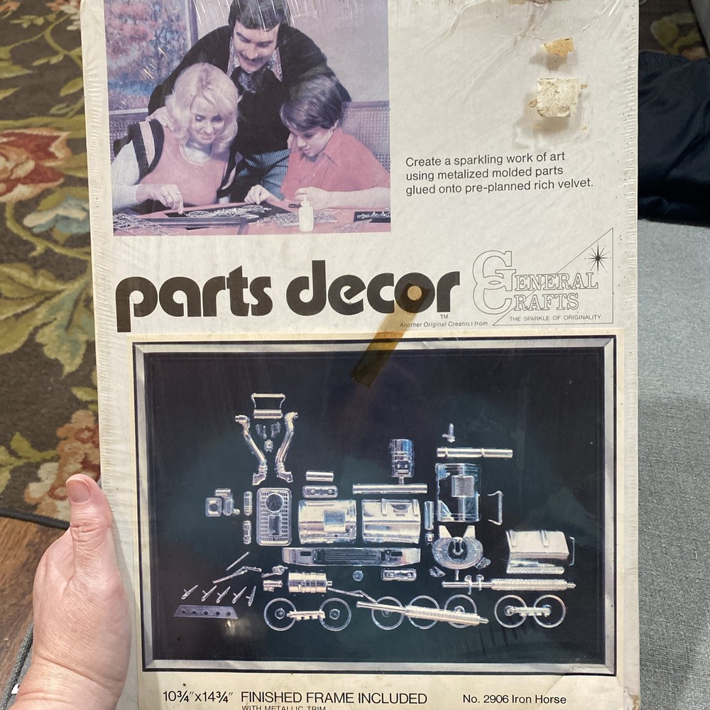 General Crafts Parts Decor 2906 Iron Horse Framed model Kit