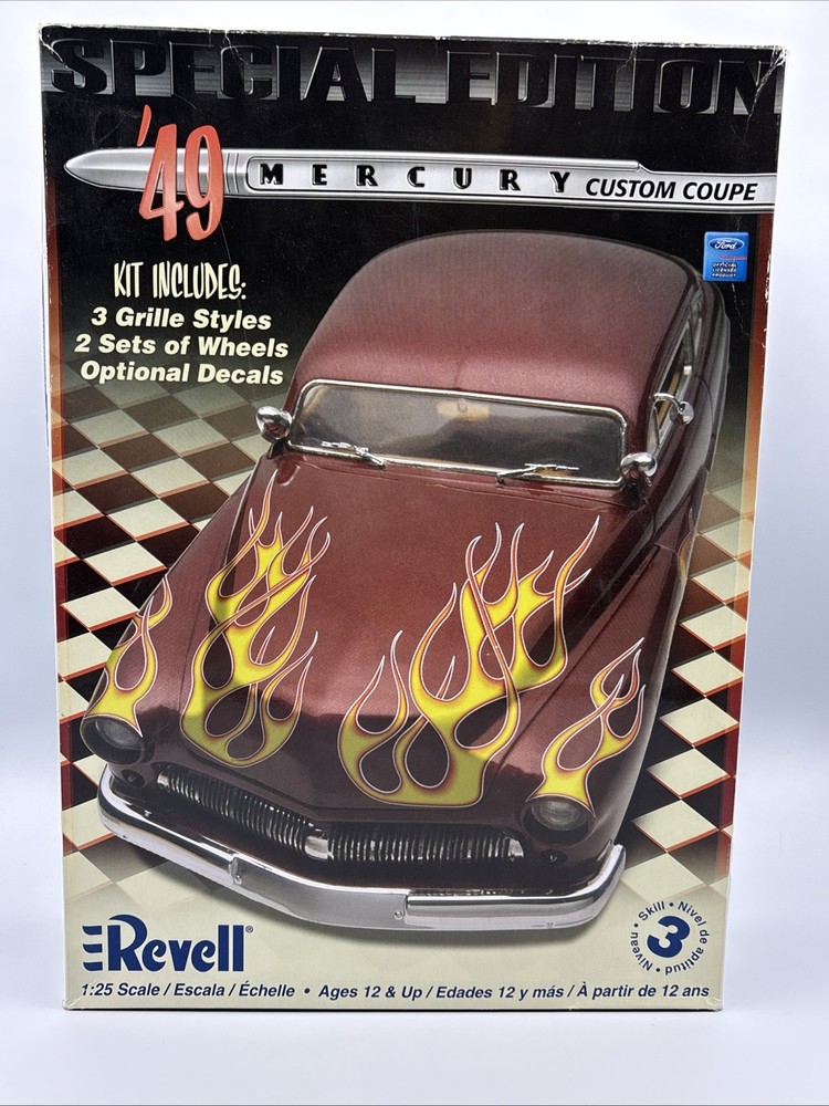 Revell, 49 Mercury, Custom Coupe, 1/25 Scale, 85-2860, Open Box, Extra Parts.