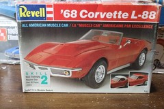 Revell 68 Chevy Corvette L-88 Sealed Inside 1/25