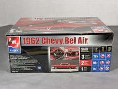 AMT 1/25 Scale Model Kit 1962 Chevy Bel Air Coupe SEALED Chevrolet Classic