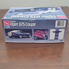 AMT Ertl 1:25 Dodge Viper GTS Coupe Plastic Model Kit started but Unassembled