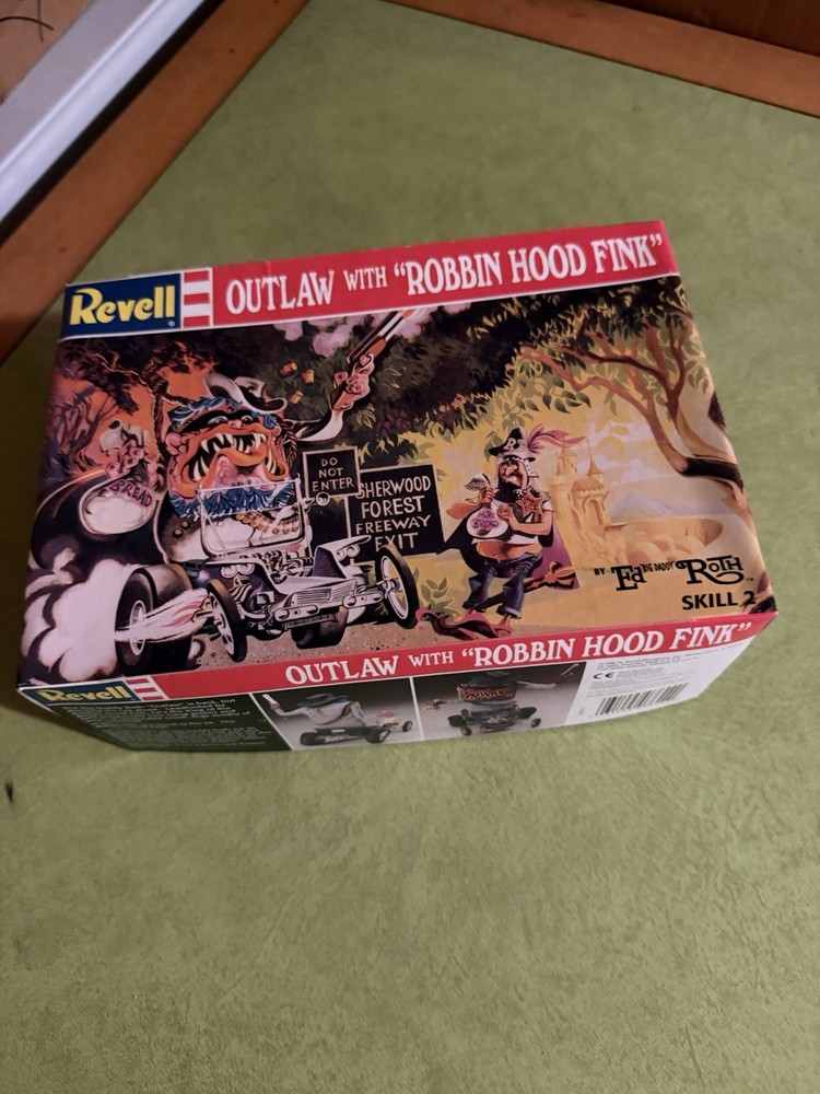 Revell Outlaw Robin Hood Fink 7622 Vintage Model Car Kit