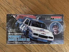 Terry Labonte Revell Monogram #44 Piedmont Monte Carlo 1/24 Model Kit New Sealed