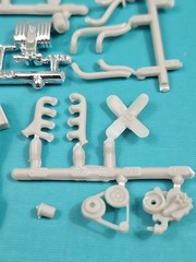 Revell AMT Ertl Monogram MPC 1/25 Scale 1987 Ford Mustang GT 5.0 302 Engine