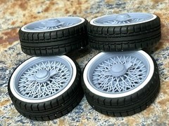 Resin 22-Scale Inch “Wire Wheels” W/Whitewall Tires, 1/24,1/25