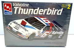 AMT 1:25 Scale 1995 Mark Martin’s #6 Valvoline Ford Thunderbird Sealed Model Kit