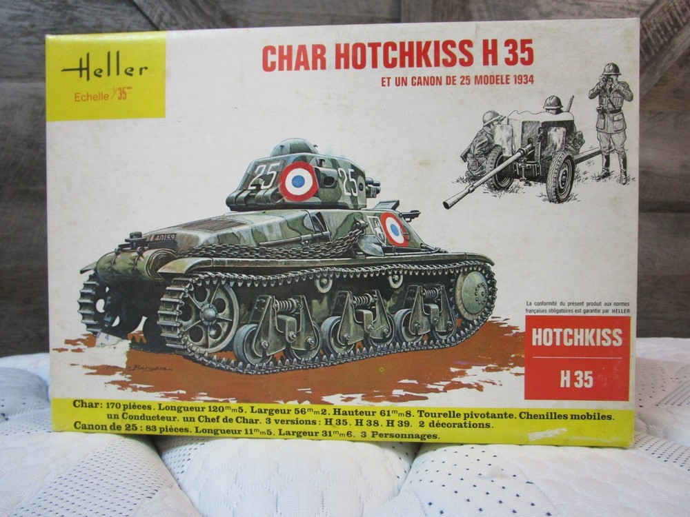 Heller WW2 Char Hotchkiss H 35 Cavalry Tank 1:35 – Model Kit #794 – OPEN BOX