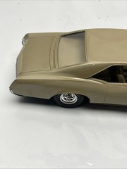 1966 Buick Riviera Original Dealer Promo Model Classic Vintage Car 1:25 Scale