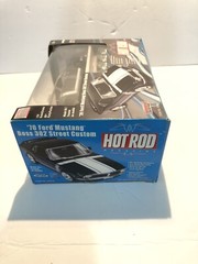 Classic Metal Works Boss 302 Mustang Hot Rod Die-Cast Model 2003 1/24 Sealed