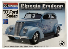 Monogram 1937 ’37 Ford Sedan Classic Cruiser 2010 1:24 Model Kit NEW #85-0884