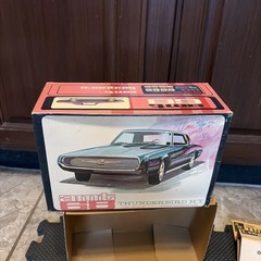 Vintage AMT 1968 Ford Thunderbird Car Model Kit W/Box