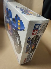 TAMIYA Yamaha WCM YZR500 ‘99 RedBull 1/12 Model Kit #No.76 (JP IMPORTED) SEALED)