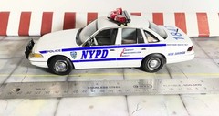 Nicely built 1/25 scale 1997 Ford Crown Victoria NYPD White Blue RMP READ