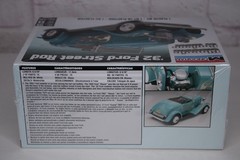 Monogram 1932 Ford Street Rod 1/24 Classic Cruiser Model Kit 85-0882 – SEALED