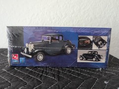 AMT ERTL 1932 Ford Coupe 1/25 Scale Model Kit Classic #38280 New Sealed – NIB!!!