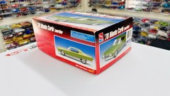AMT Ertl 1970 Monte Carlo Lowrider Model Kit Skill 2 Open Complete See Photos