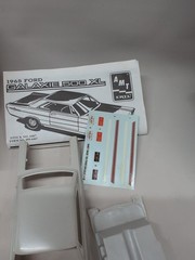AMT Ertl 1965 Ford Galaxie 500XL 1/25 Car Model Kit 6467 New Open box