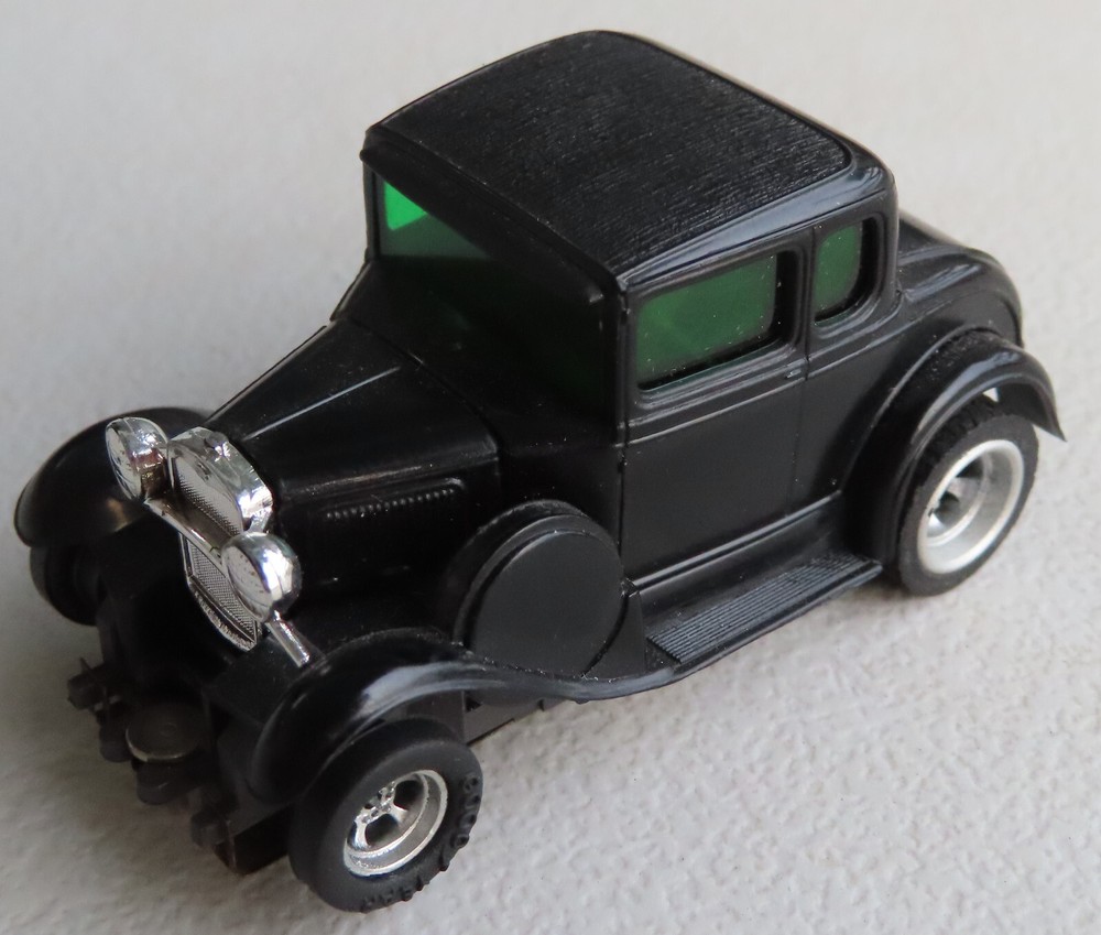 Faller Aurora – Mint Condition 1930s Ford Coupe, 1970s Toy (DBW293)