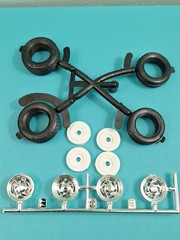Revell AMT Ertl Monogram MPC 1/24 Scale Custom Chrome Wheels & Tires Street Rod
