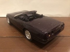 1992 Chevrolet Corvette Convertible Dealer Promo Car BLACK ROSE 1:25 AMT / ERTL